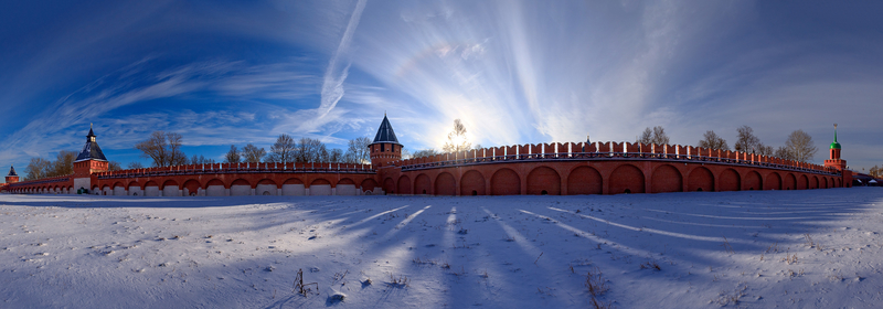 На фото: Тульский кремль, зима, снег, крепостная стена
